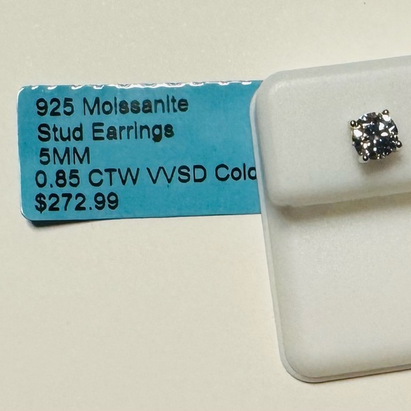 925 Sterling Silver Moissanite Stud Earrings 5MM 0.85 CTW VVS D Color Screw Back - Picture 3 of 5